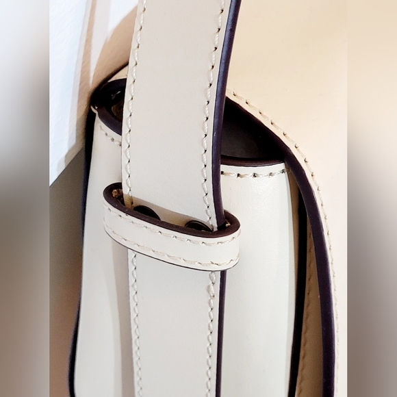 NWT-❤️-Sam Edelman-Cream-Leather Saddle Bag-Aged Gold Hardware - Picture 5 of 7